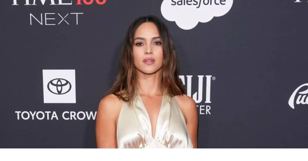 Shocking: Who Is Adria Arjona?Jason Momoa Girlfriend Revealed.