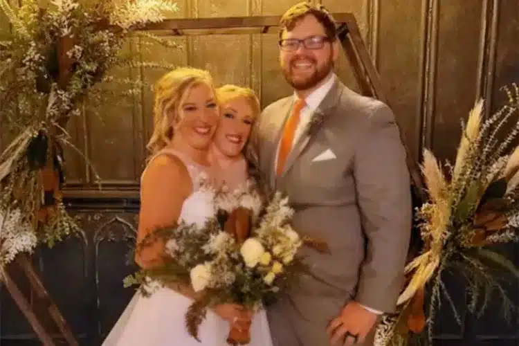Abby and Brittany Hensel.