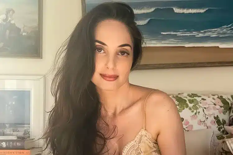 Alexa Ray Joel and plastic surgery.