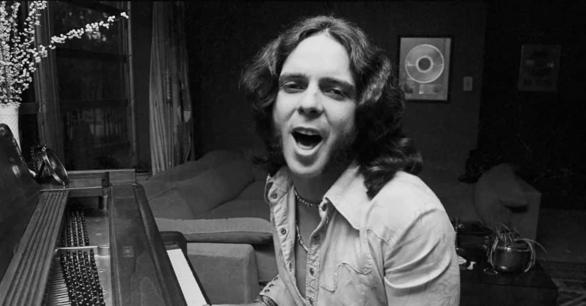 Bobby Whitlock, Derek and the Dominos Co-Founder, Dies at 77 — Rock World Mourns a Legend.
