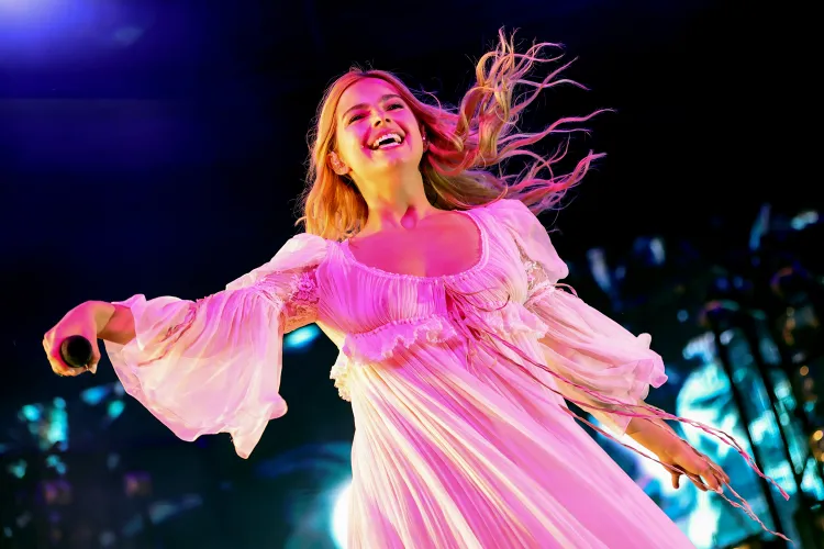 Addison Rae Announces First-Ever World Tour: Dates, Venues & How to Get Tickets.